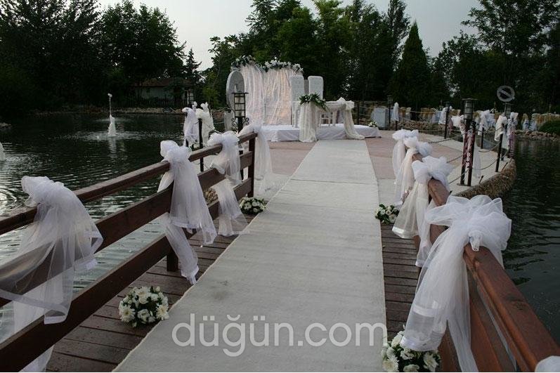 Beyazlilyum Çiçekçilik