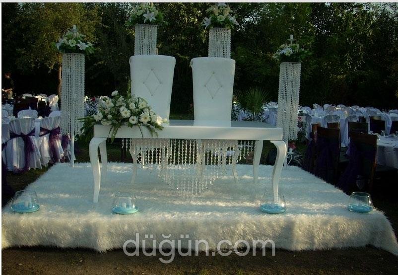 Beyazlilyum Çiçekçilik