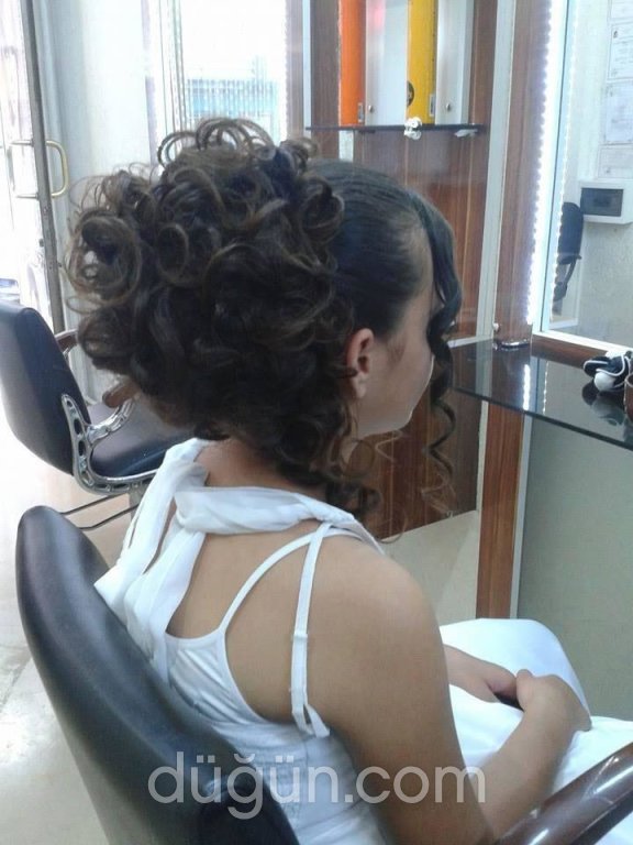 Deha Bayan Kuaförü