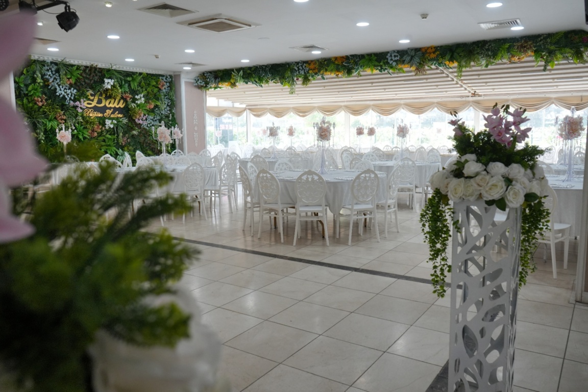 Batı Düğün ve Kına Salonu