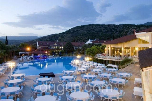 Lycus River Hotels