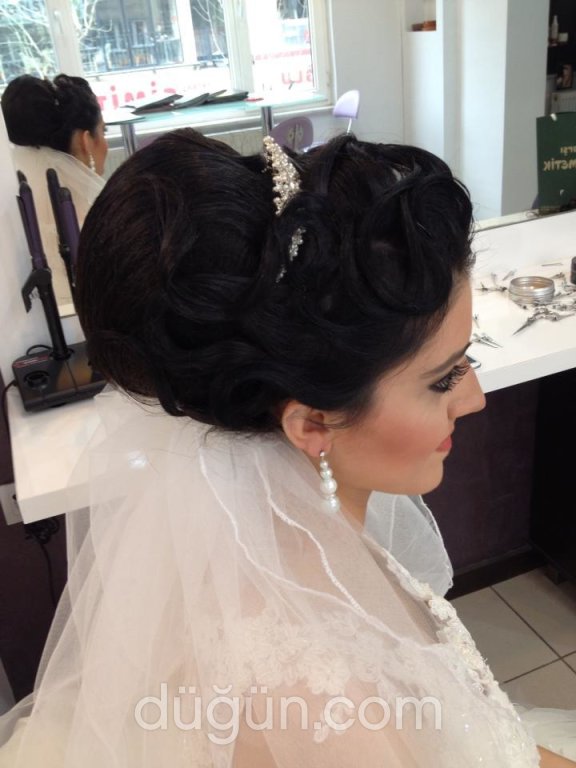 Viyana Bayan Kuaför