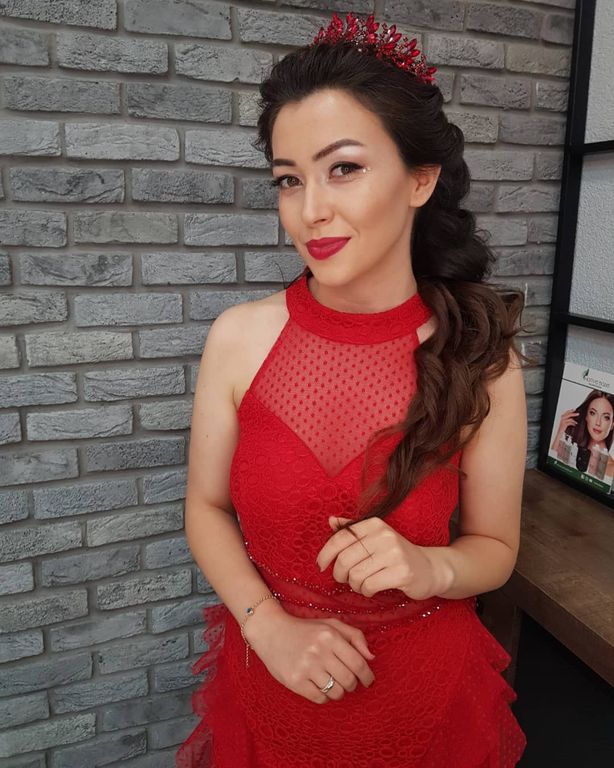 Makeup Ayşe Akçay