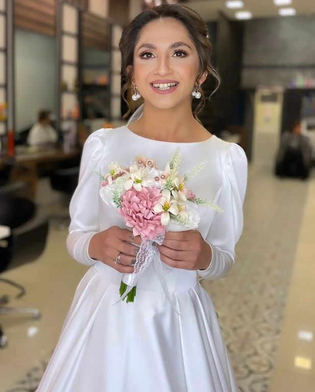 Makeup Ayşe Akçay
