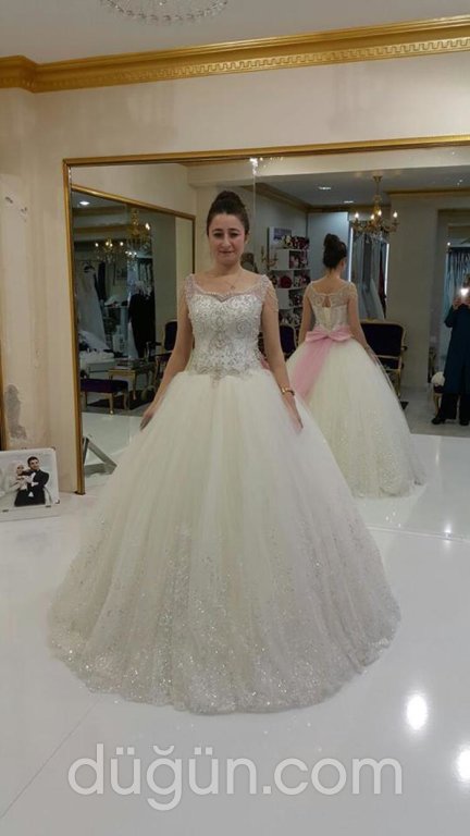 Hanımeli Moda Tasarım