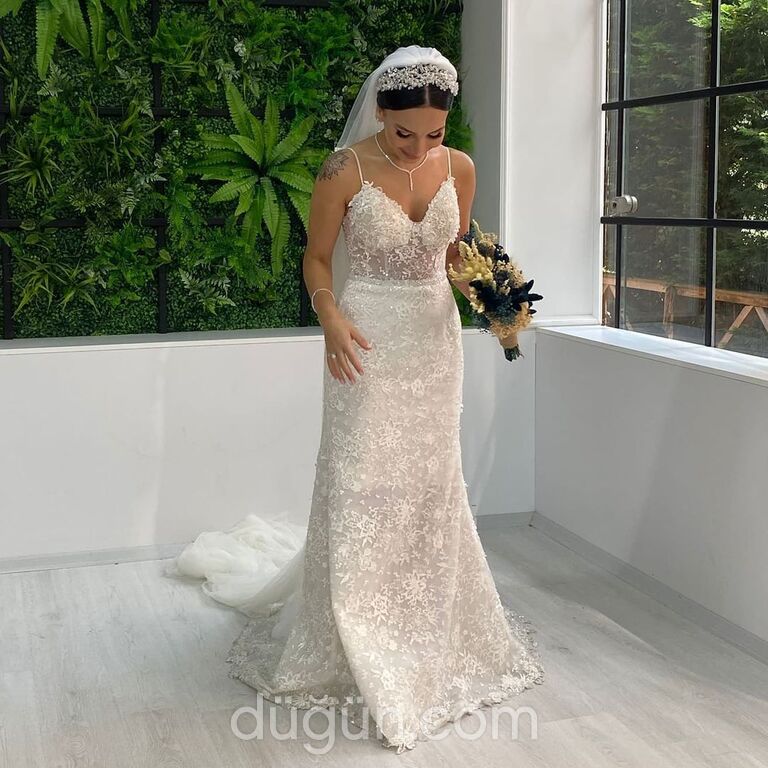 MCH 45 Balık Kesim V Yaka Göğüs Dekolteli Gelinlik 2