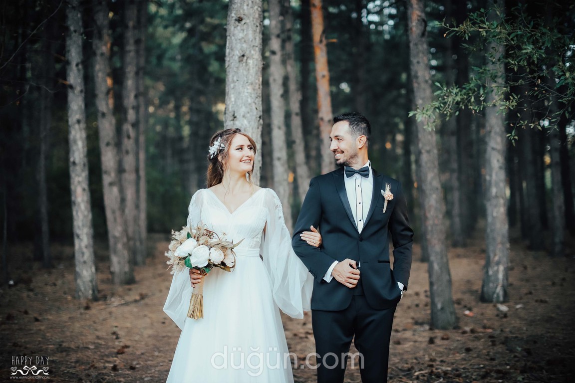 Happy Day Wedding Story