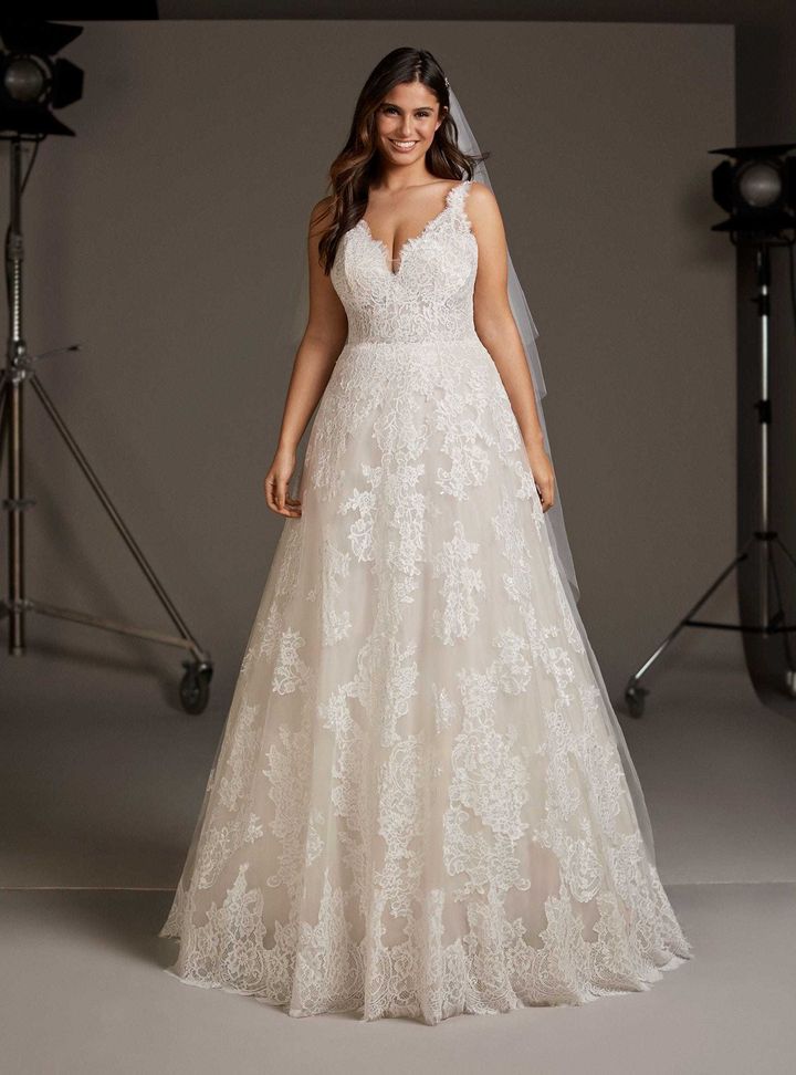 Orion Es  A Kesim Büyük Beden Sırt Dekolteli Gelinlik