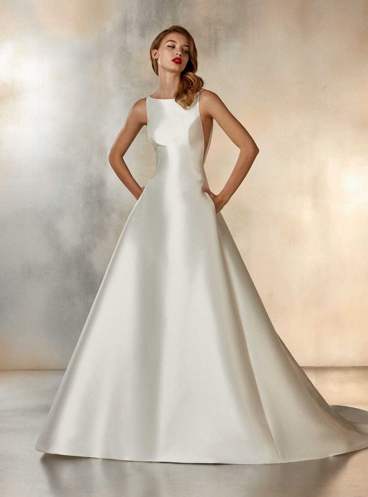 Morning  A Kesim Kayık Yaka Sırt Dekolteli Gelinlik