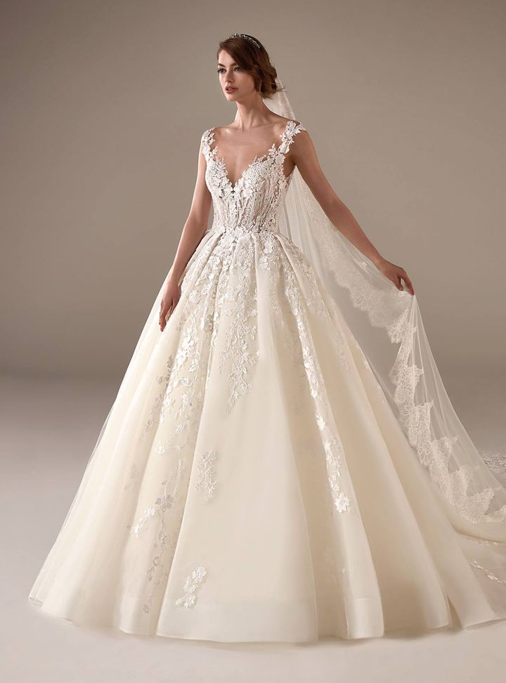 Marissa  Prenses Kesim Sırt Dekolteli V Yaka Gelinlik