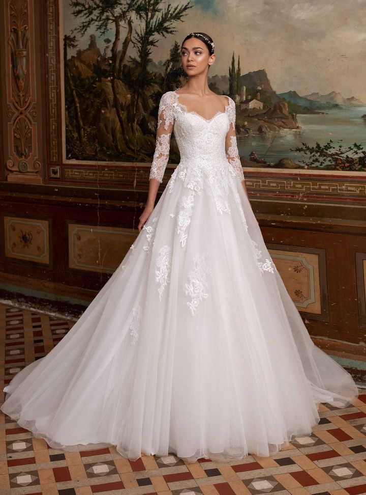 Ara  A Kesim Sırt Dekolteli Göğüs Dekolteli Gelinlik