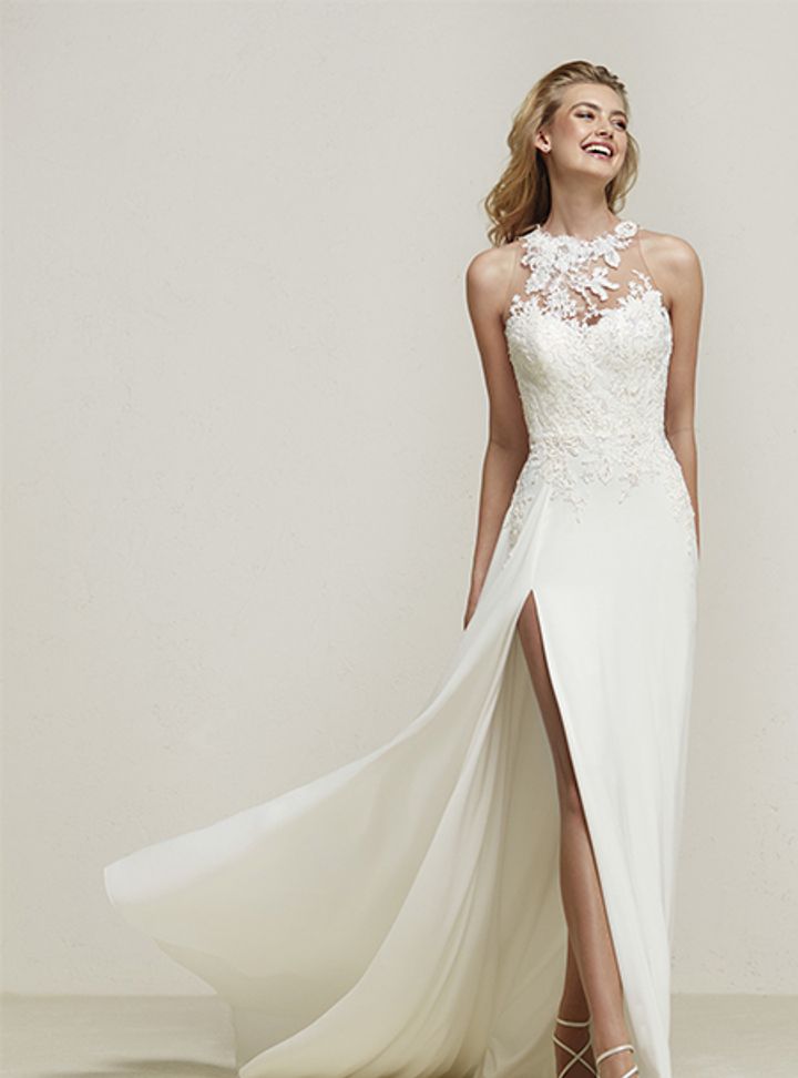 İşlemeli Yırtmaçlı