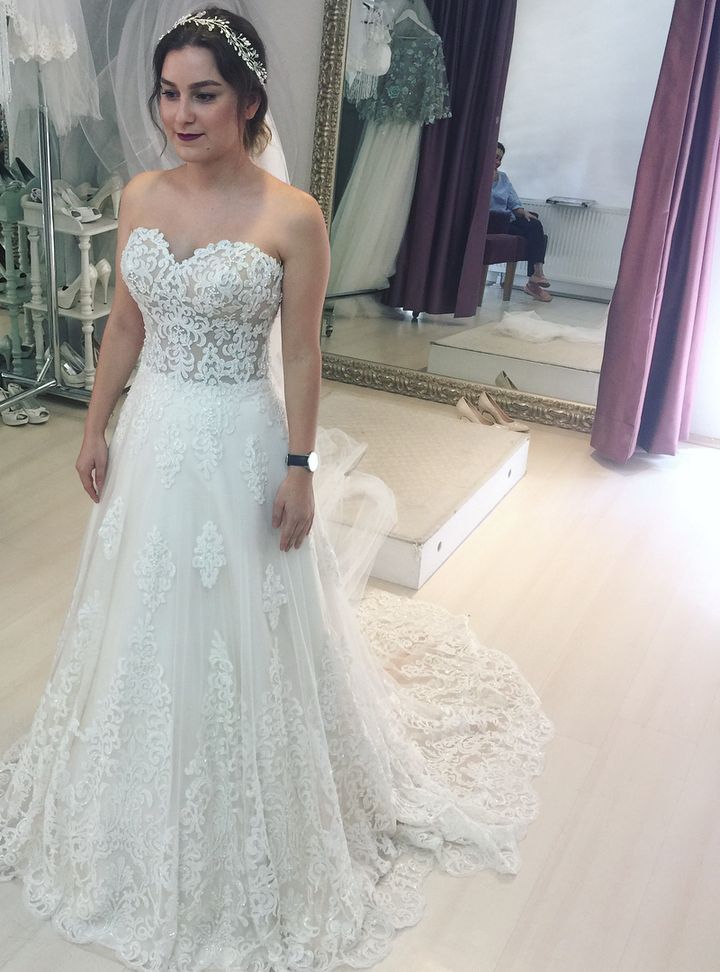 Hilal Turhal - La Bianca Butik 17