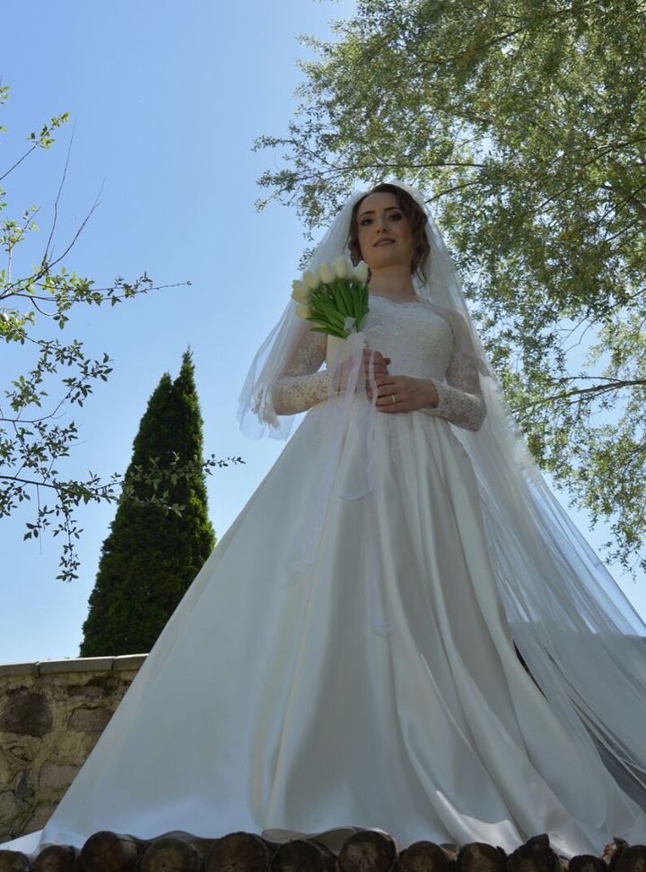 Hilal Turhal - La Bianca Butik 12