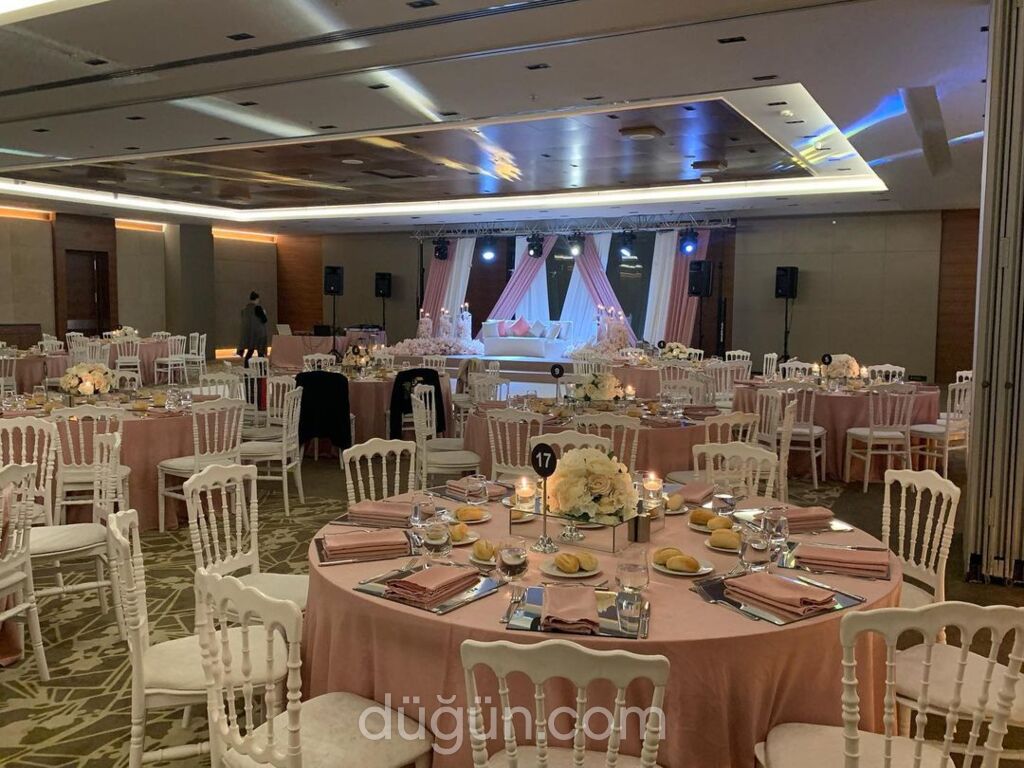 Yeditepe Organizasyon Kına Ekibi by Göksu Çevik Ulusoy