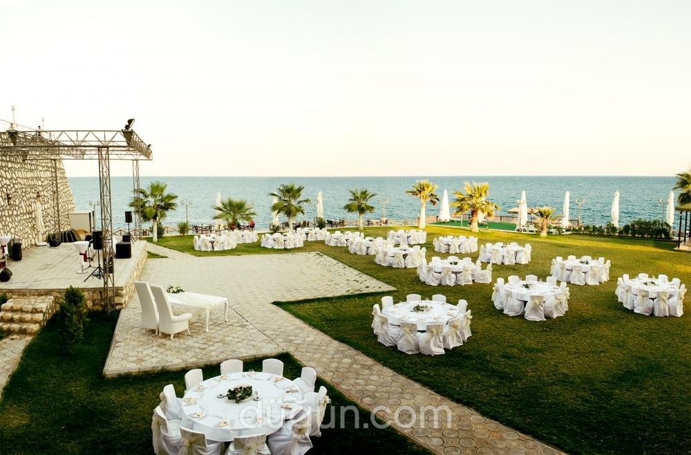 Lamos Resort Hotel & Convention Center