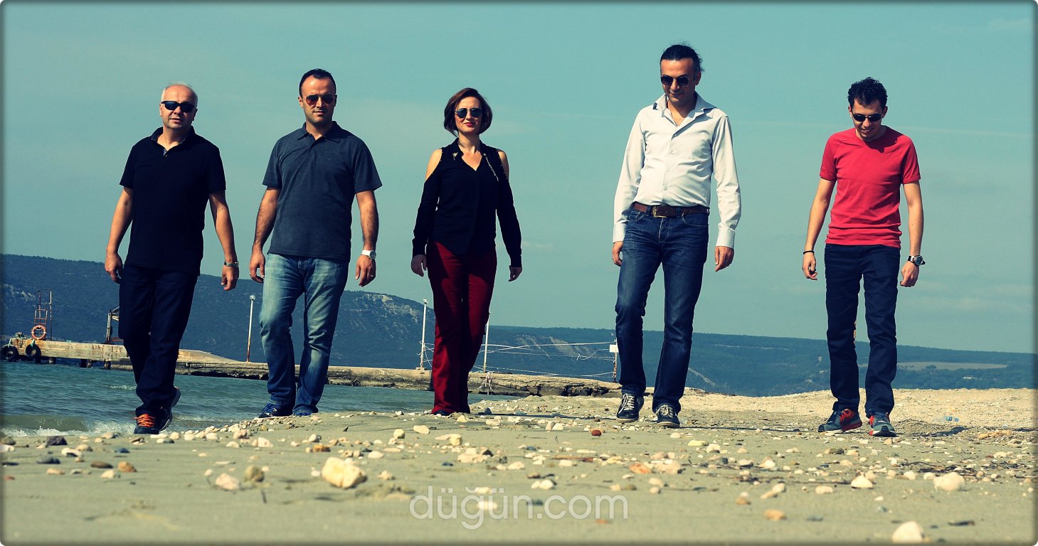 Atlantis Acoustic Band