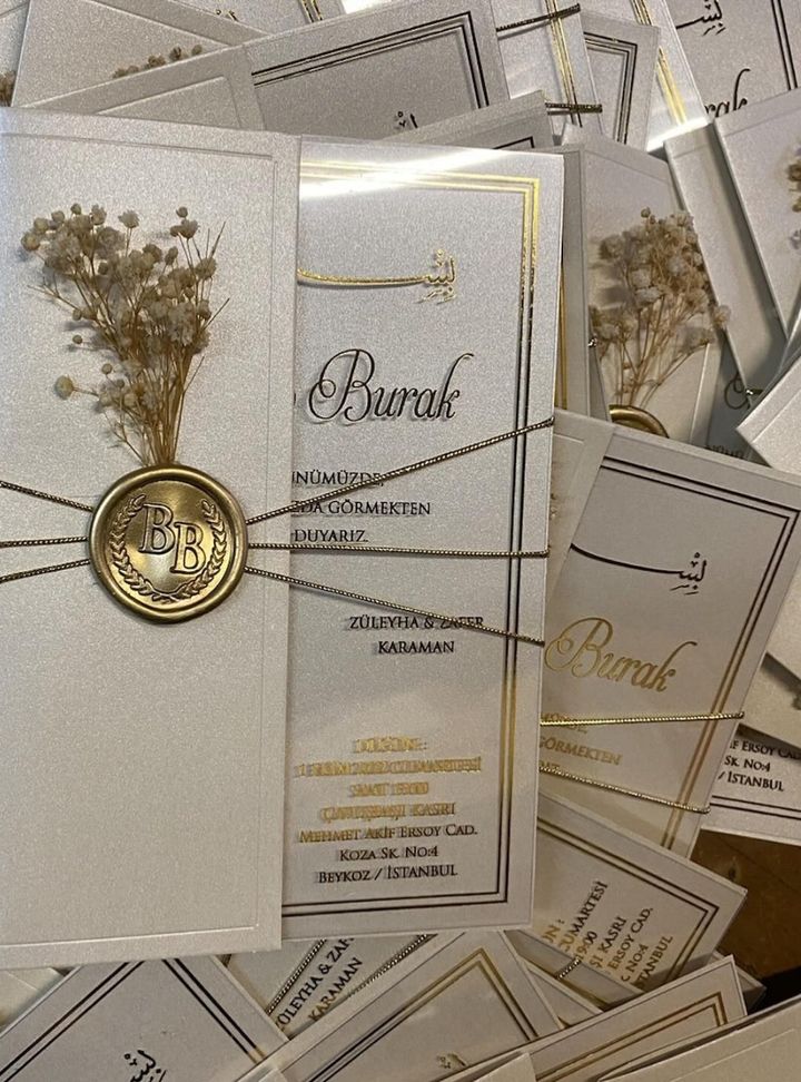 DM-4-25 Altın Varaklı Kına Çiçekli Davetiye