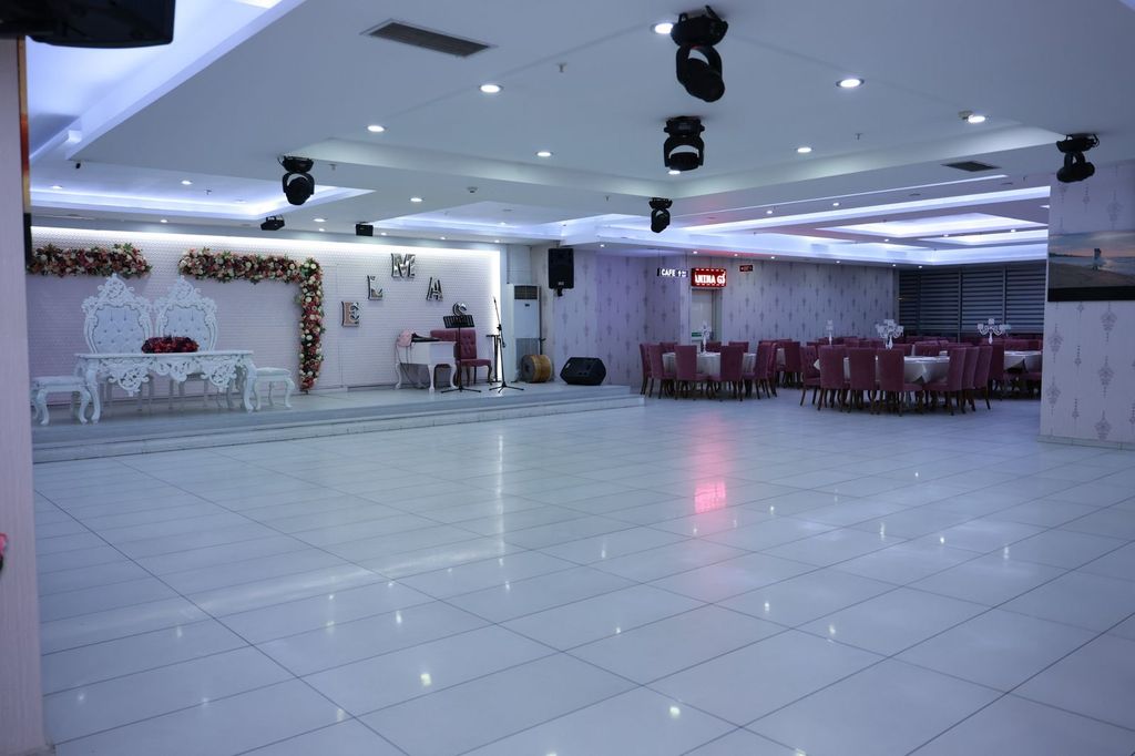 Elmas Düğün Sarayı