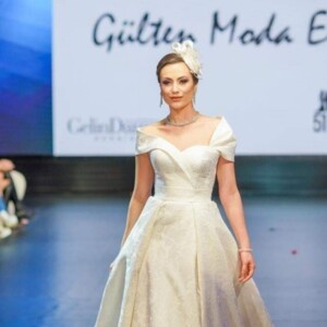 Düşük Omuz Prenses Gelinlik