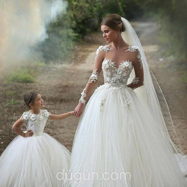 Mossem Gelinlik ve Moda Evi