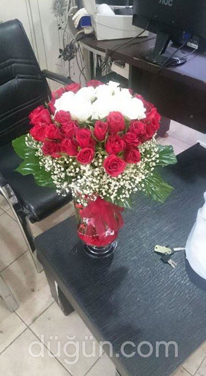 Zümrüt Çiçekcilik