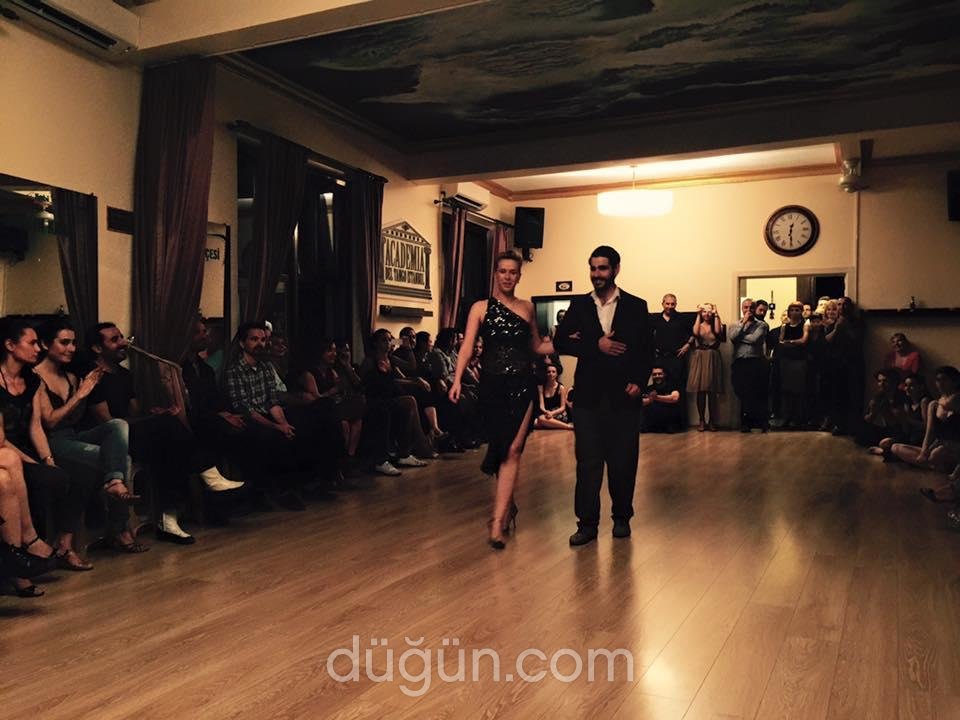 Academia Del Tango