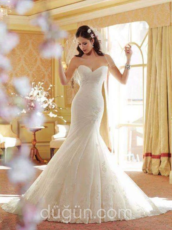 Simge Gelinlik Moda Evi