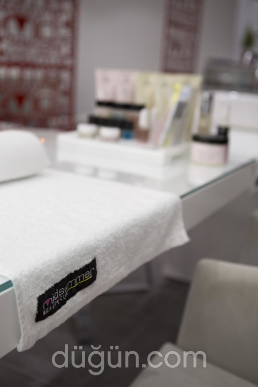 Midsummer Beauty Club