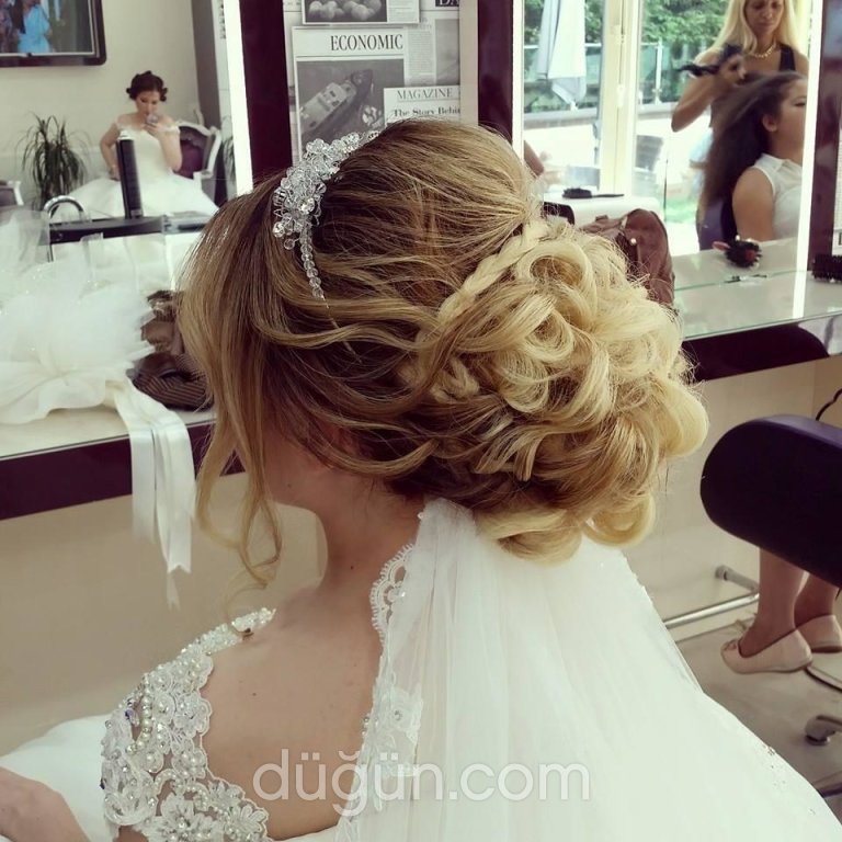 Saliha Güler Hair and Make Up