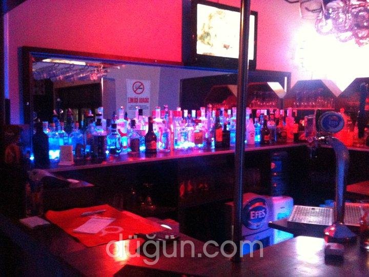 Republic Bar & Bistro