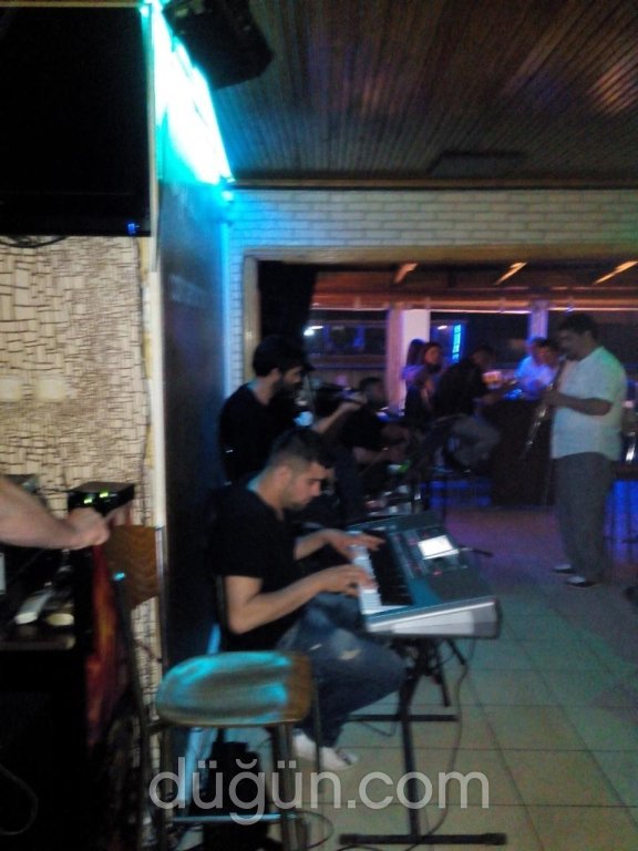 Republic Bar & Bistro