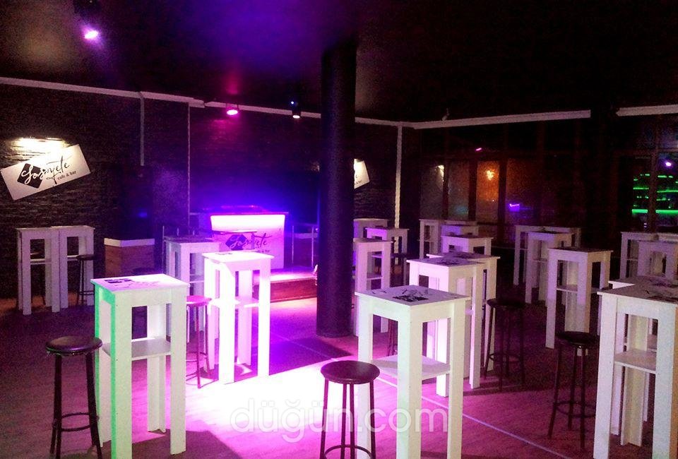 Liberta  Cafe & Bistro