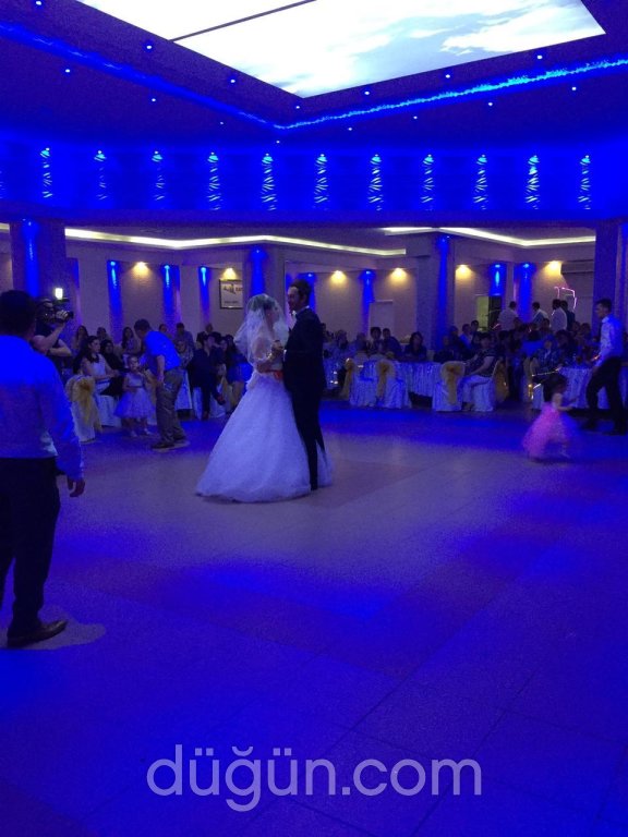Adnan Düğün Salonu