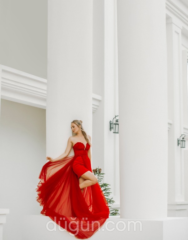 1001 Gecce Gelinlik Tasarım