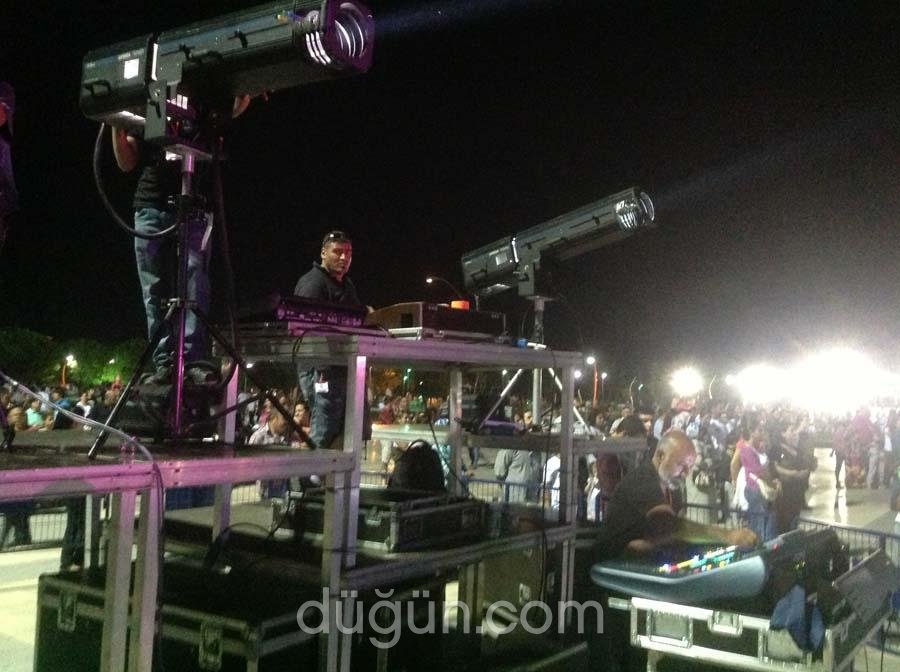 Kedi  Ses Işık Truss ve Sahne Sistemleri