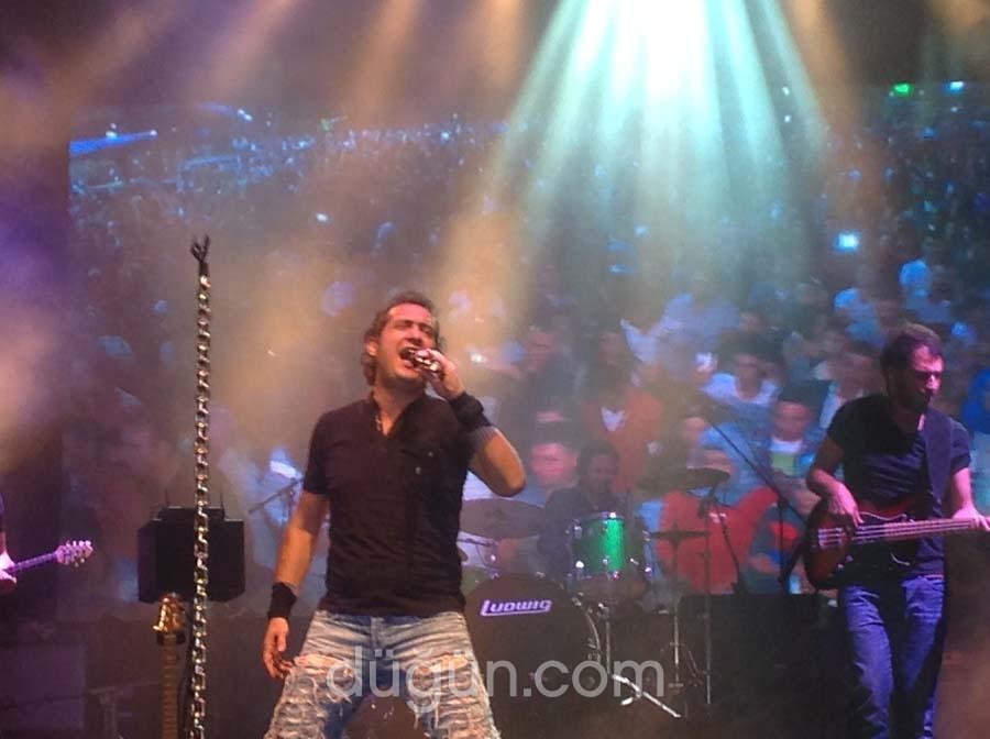 Kedi  Ses Işık Truss ve Sahne Sistemleri