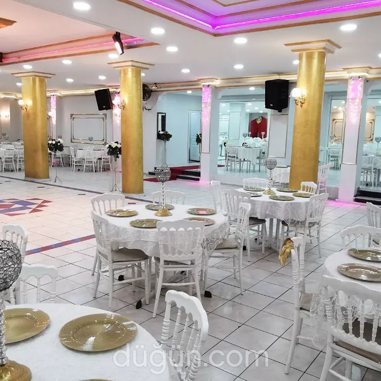 Uzay Düğün Salonu