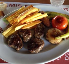 Tarihi Artemis Restaurant