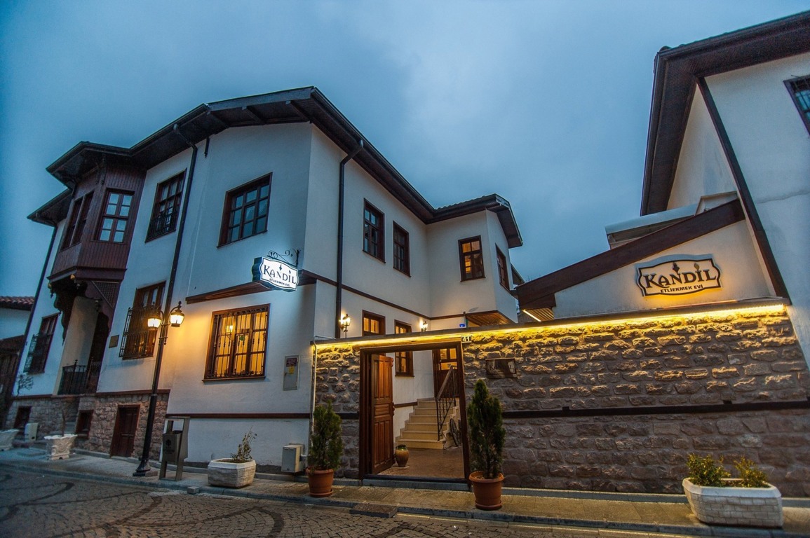 Kandil Etliekmek Evi