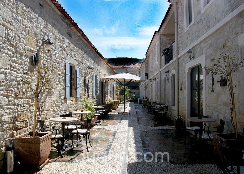 Griffon Boutique Hotel