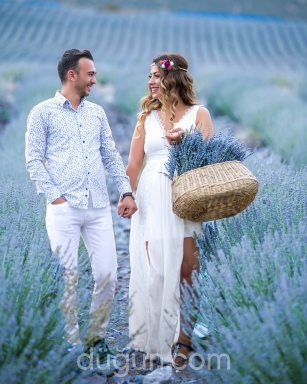 Lavantalar Arasında Konsept Fotoğraf