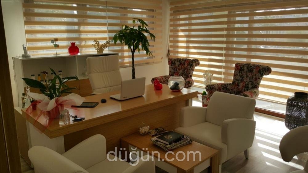 Pirnur Kayurtar Guzellik Enstitüsü