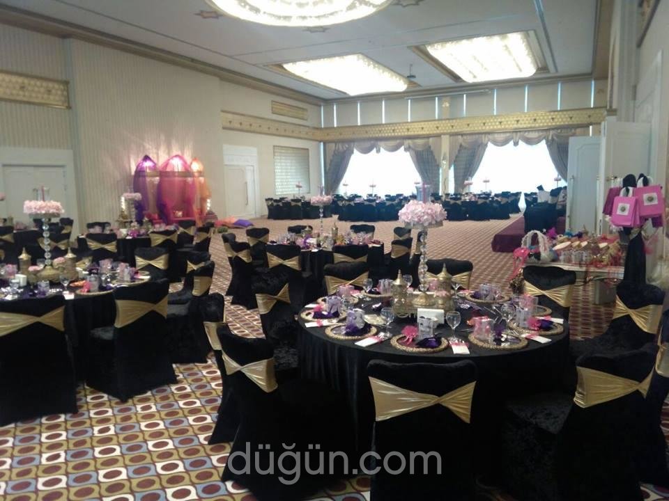 Mitannia Regency Hotel