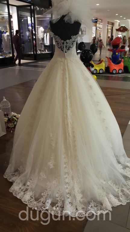 By Gürsel Haute Cuture