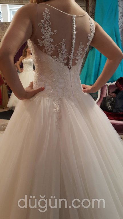 By Gürsel Haute Cuture