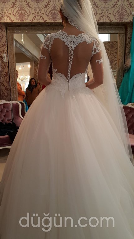 By Gürsel Haute Cuture