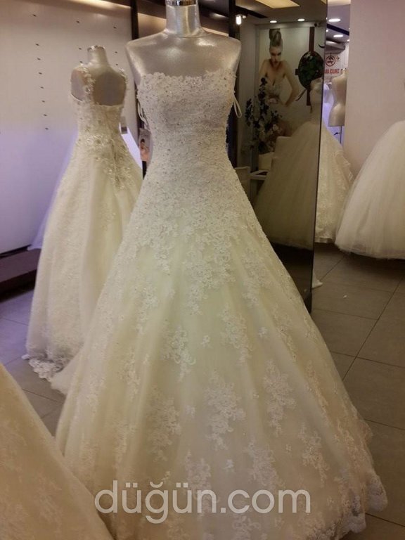 Azra Sposa