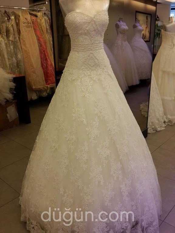 Azra Sposa