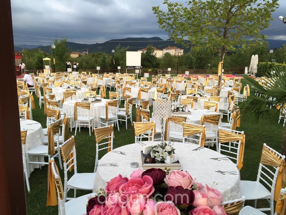 İpekhan Kır Düğün Sarayı